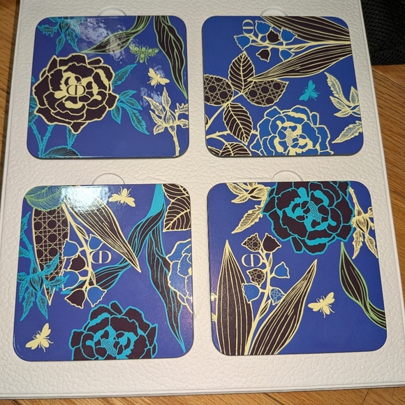 NEW DIOR FLORAL COASTER SET - Picture 6 of 6